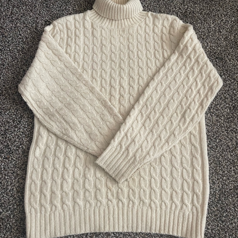 Cozy Cable Knit Turtleneck Sweater - Cream